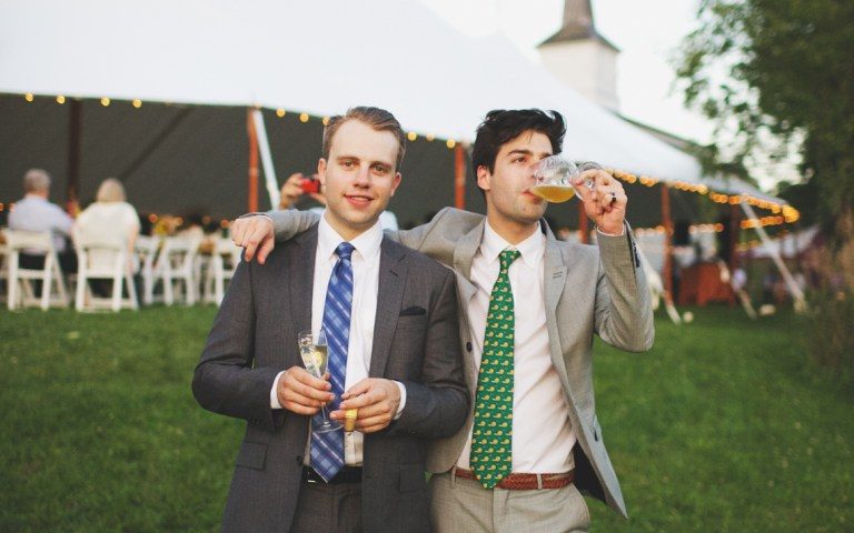 6 Bubbles To Toast Your Wedding (From Fancy Champagne To Affordable Prosecco)