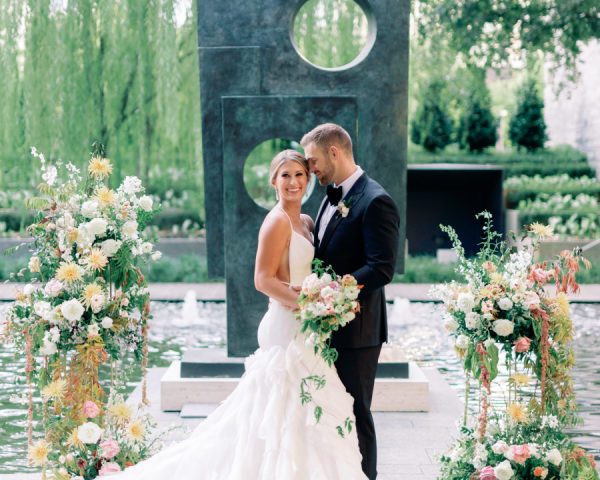 Romantic Details Meets Modern Design at a Downtown Dallas Sculpture Garden