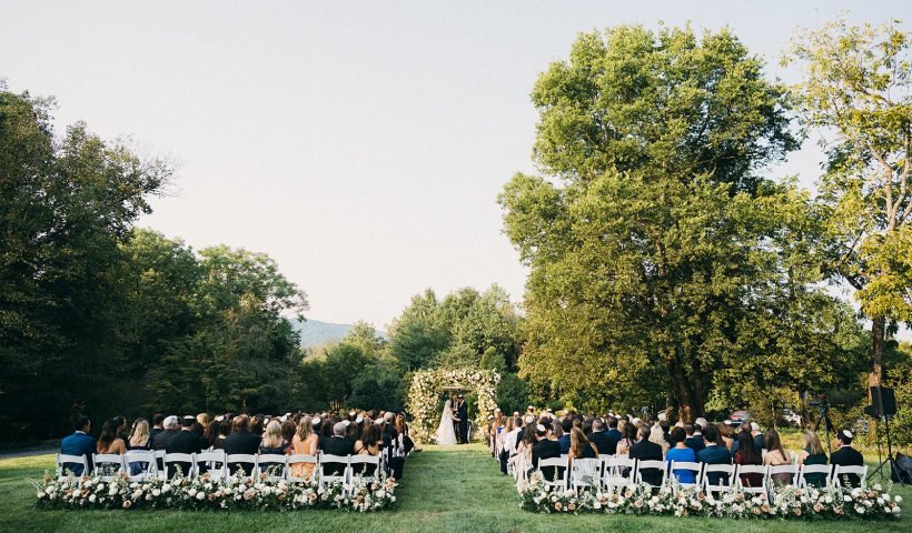 This Garden Chic Wedding is Like a Stroll in Paradise