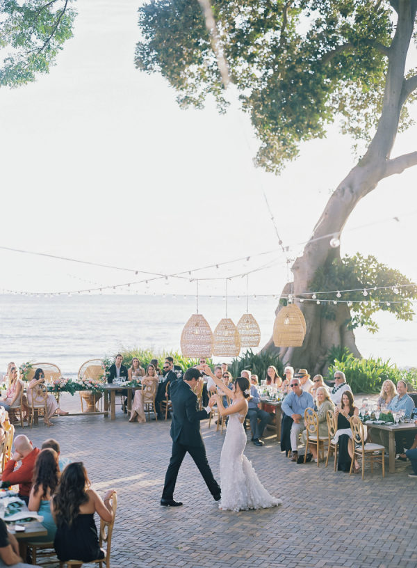 A Chic Tropical Wedding on Maui With Pops of Tangerine