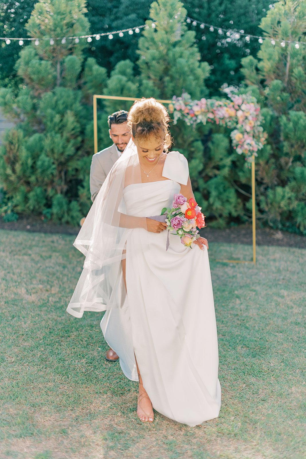 simple outdoor wedding ceremony