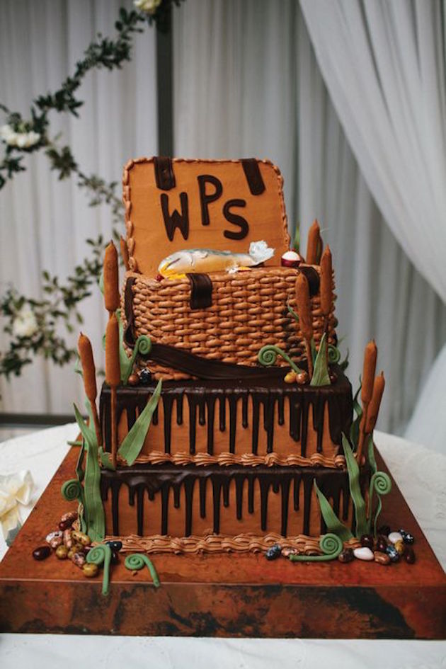 Grooms' Cake Ideas for your Wedding | Bridal Musings Wedding Blog 1