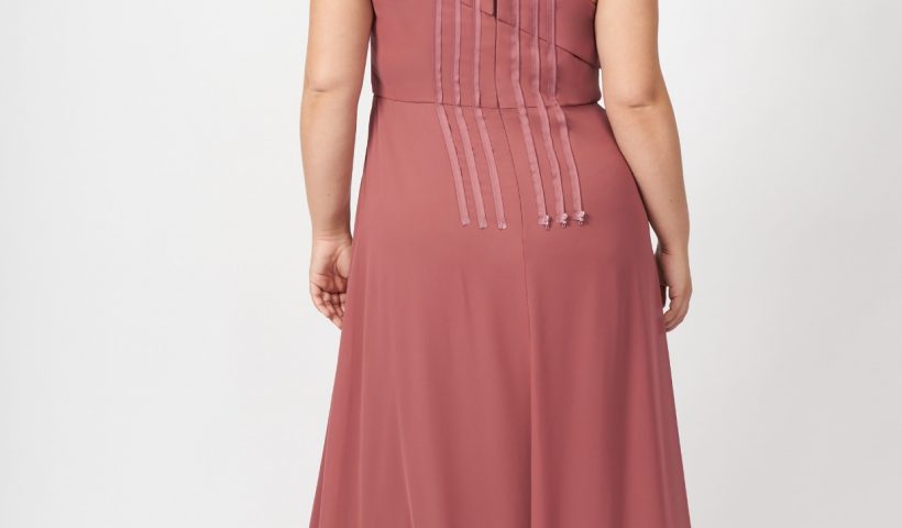 Effortless bridesmaid fitting: with size ranged zippers from Leading Ladies LA