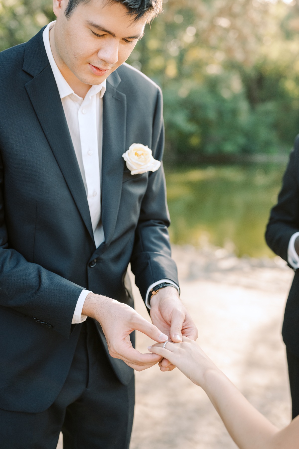 elopement ceremony by the Seine in Paris