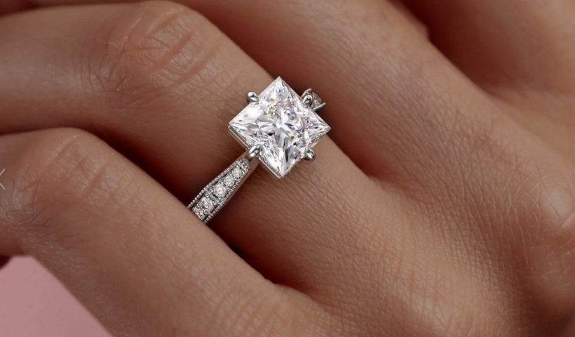 10 Amazing Moissanite Engagement Rings Under $1000