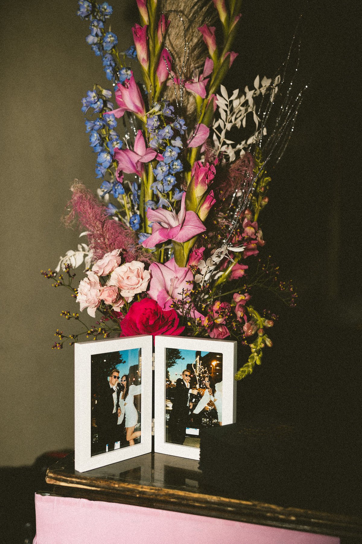 how to use custom photos in your wedding decor