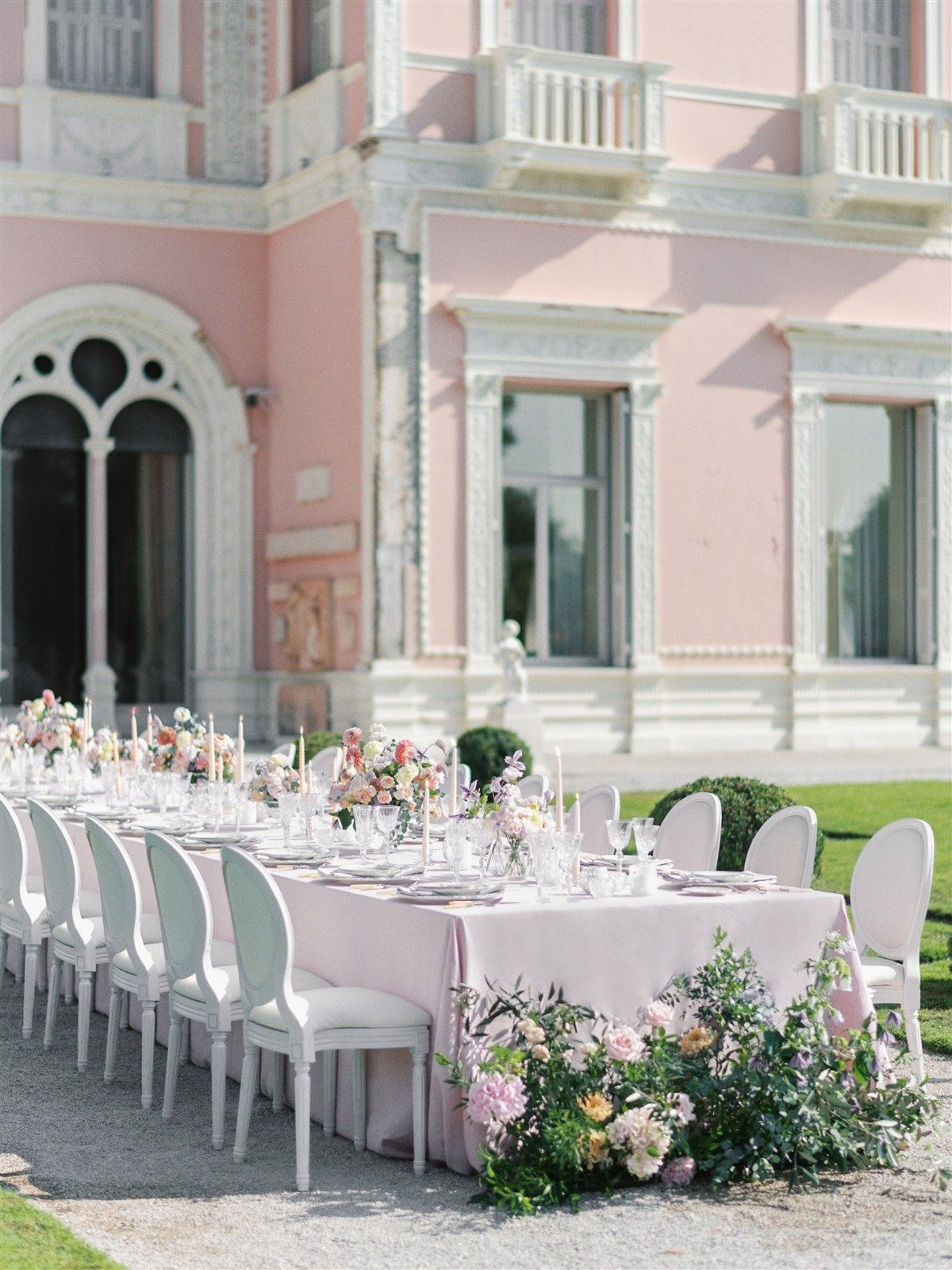 A perfectly pink French wedding at a luxury villa in the Cote d’Azur