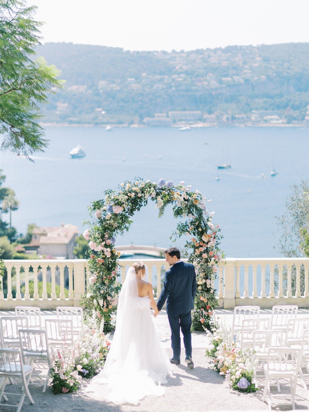 coastal blue wedding flowers