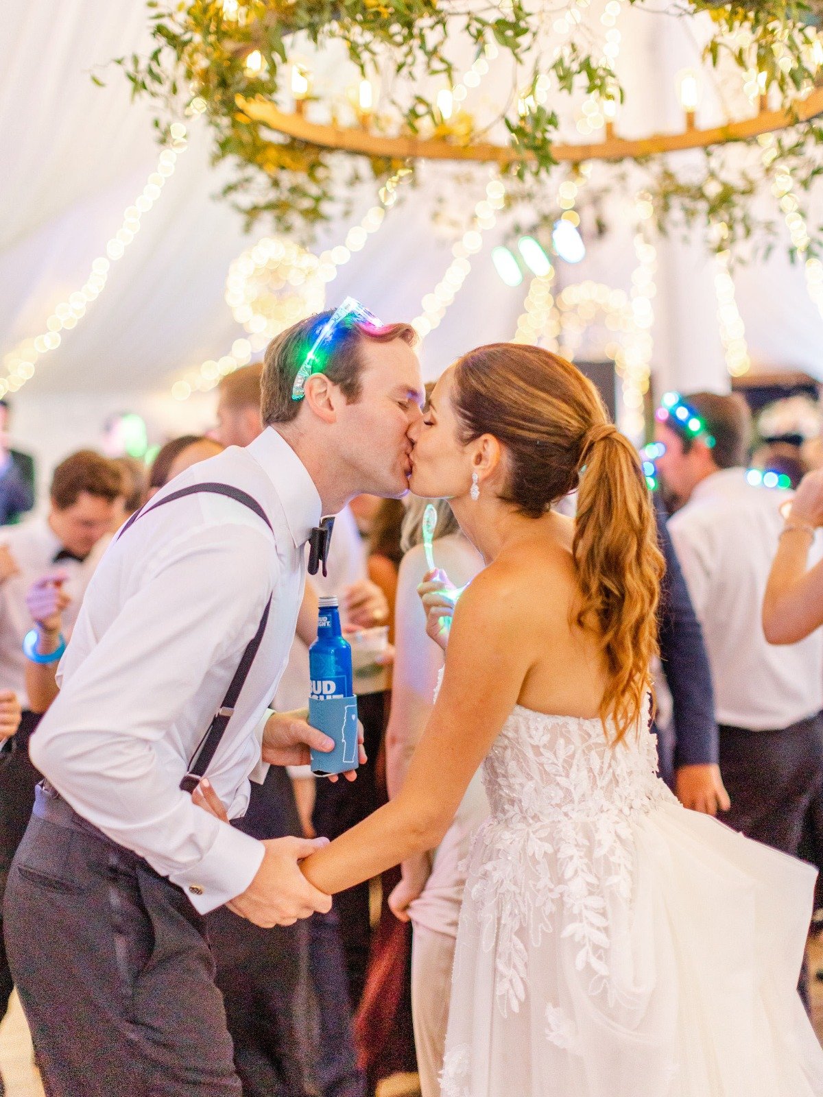 light-up glasses wedding favors