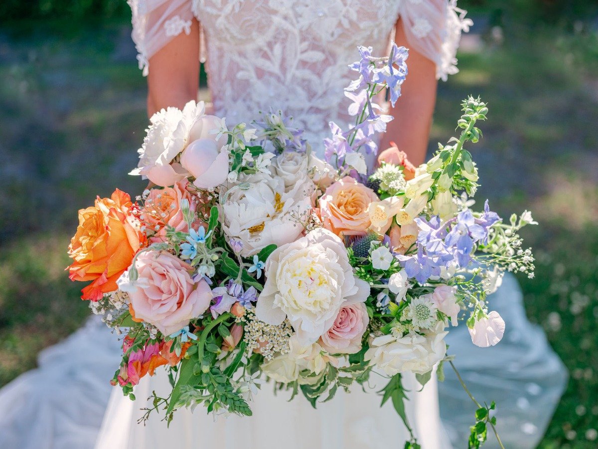 summer wildflower bridal bouquet