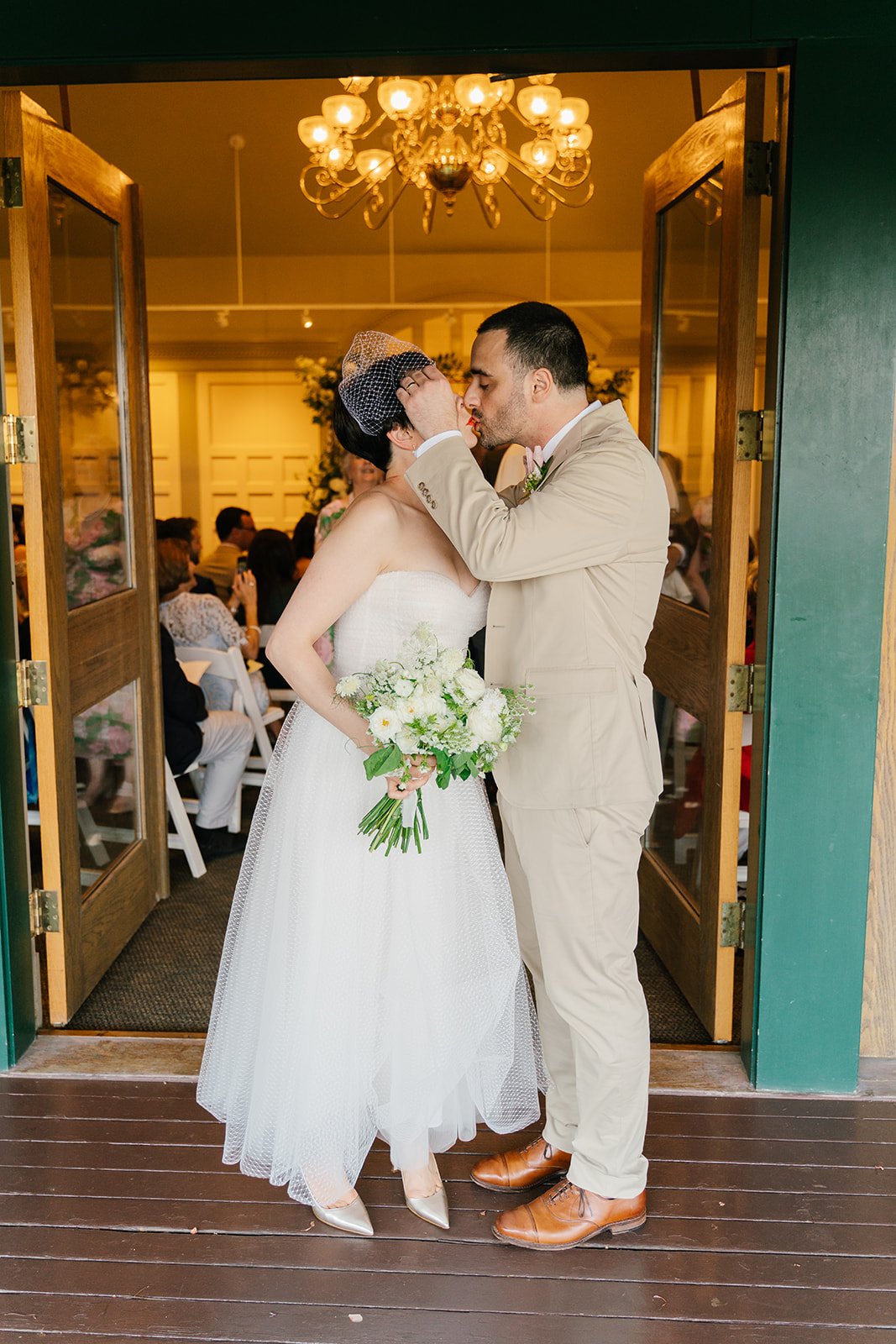 First kiss at Tennis Hall of Fame wedding