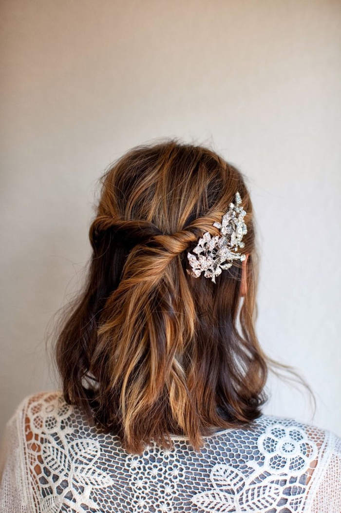 shoulder-length hair casual hairstyle beautiful hair accessories like leaves Ombre hair - wedding hair