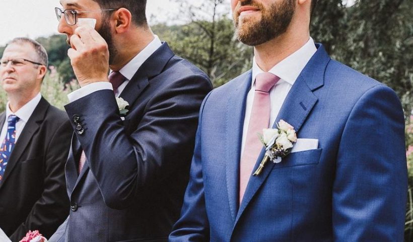 Exchanging rings vows