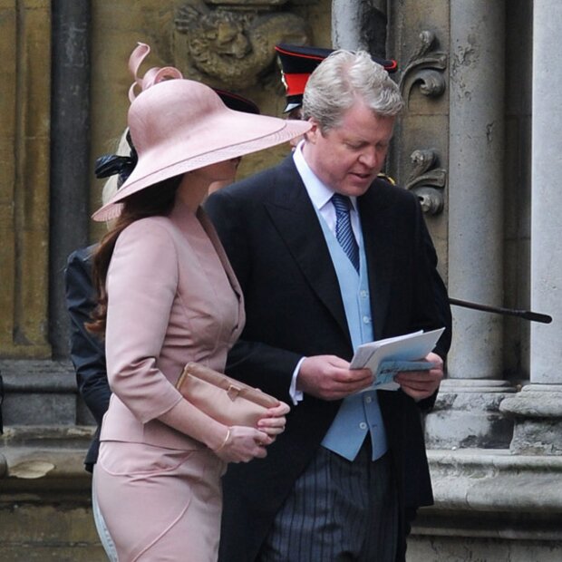 Celebrities and nobles in front of the Church