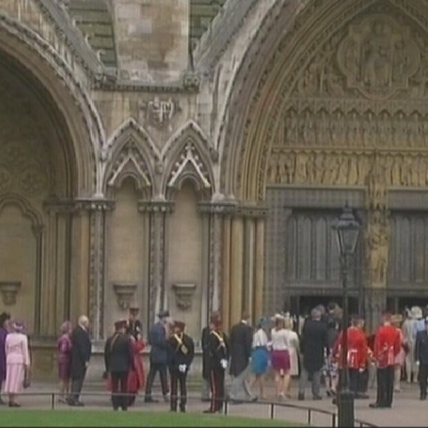 Celebrities and nobles in front of the Church