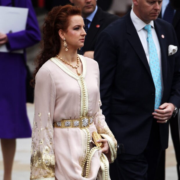 Celebrities and nobles in front of the Church