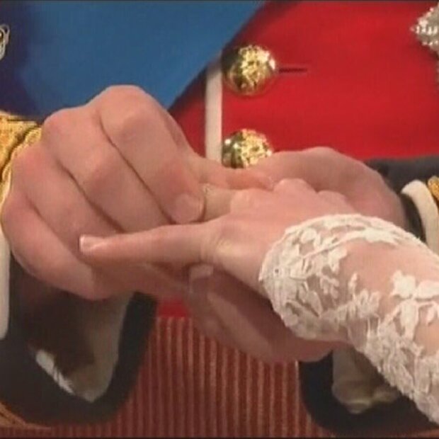 Will and Kate at the Altar