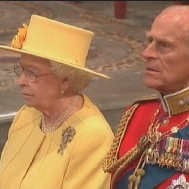 Will and Kate at the Altar