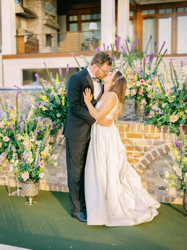 Garden Oasis Dreams for this Springtime Backyard Wedding