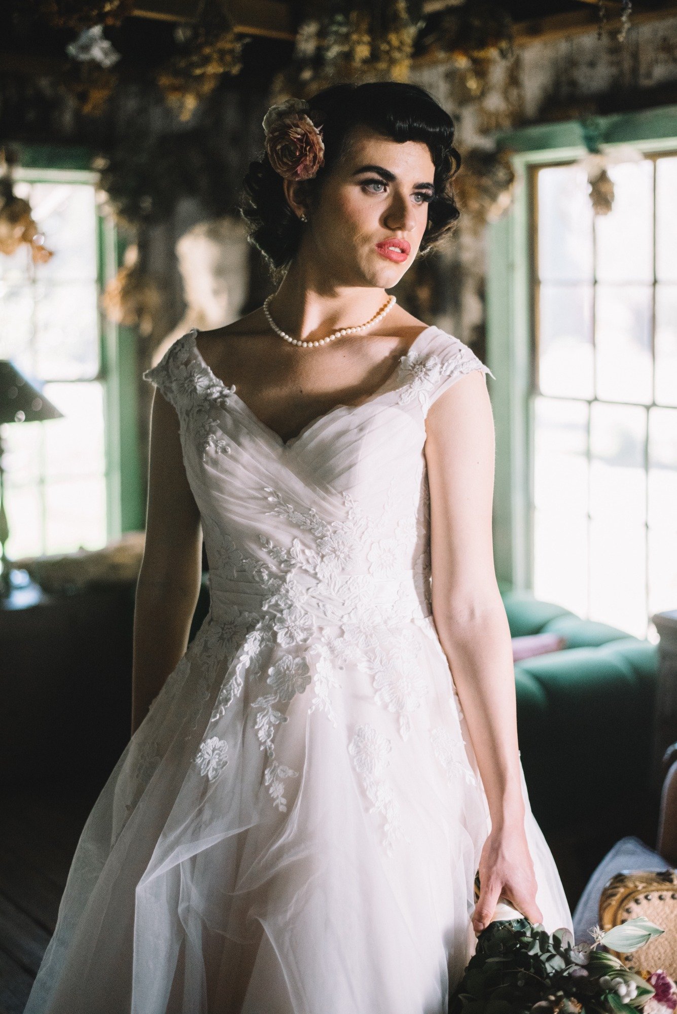 Romantic 1950's bridal fashion