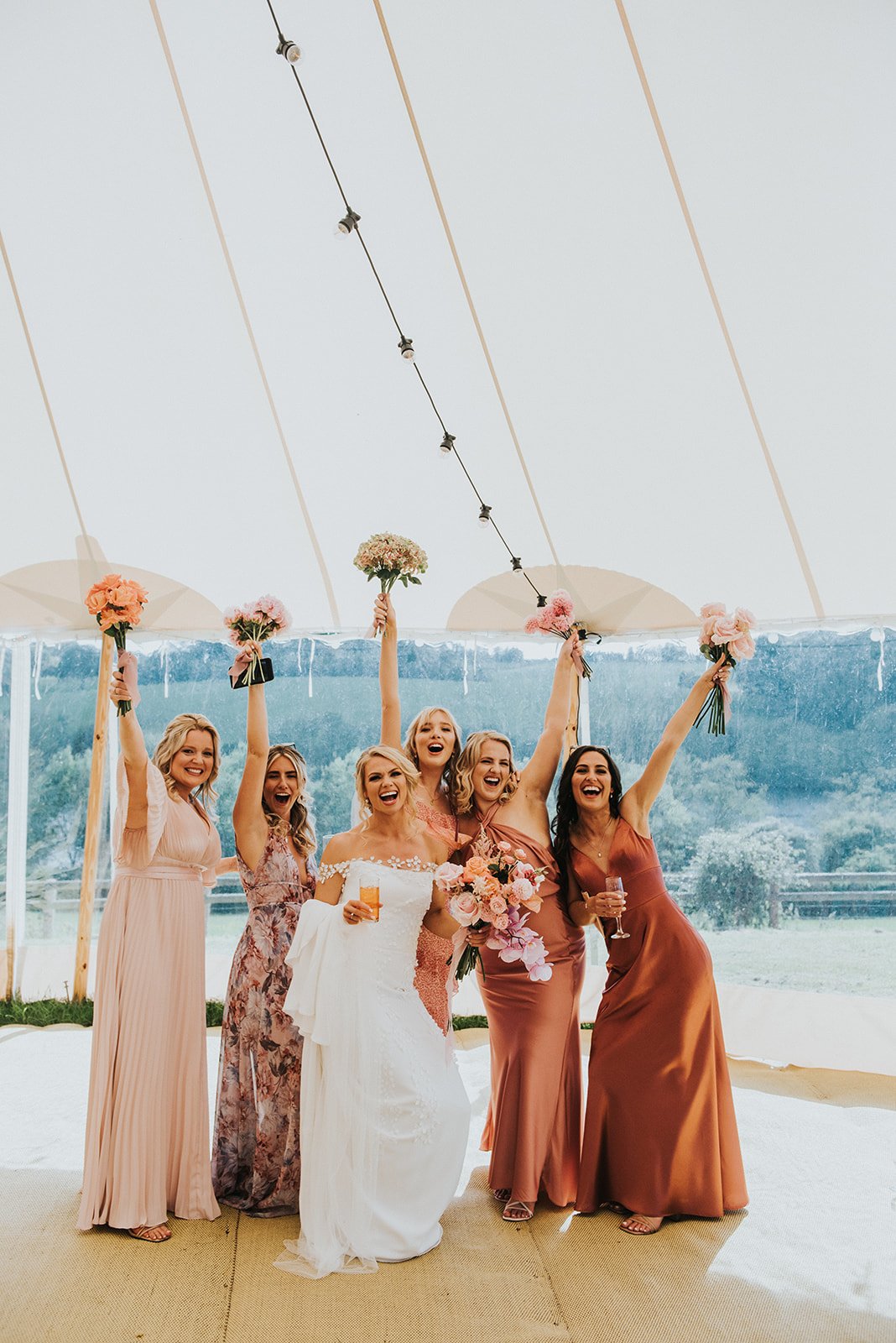 mismatched bridesmaid dresseses