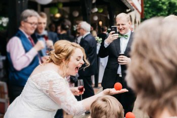 Wedding magician