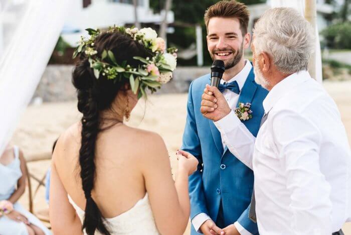 Wedding speaker