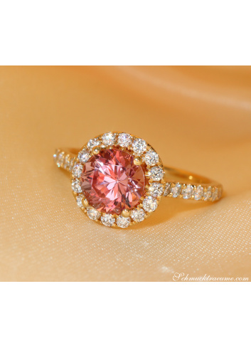 Pink Malaya garnet Ring with diamonds