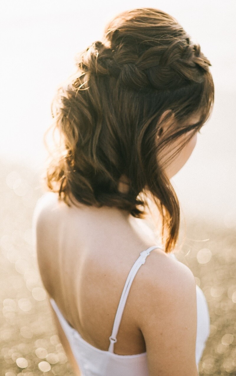 Short hair wedding updo