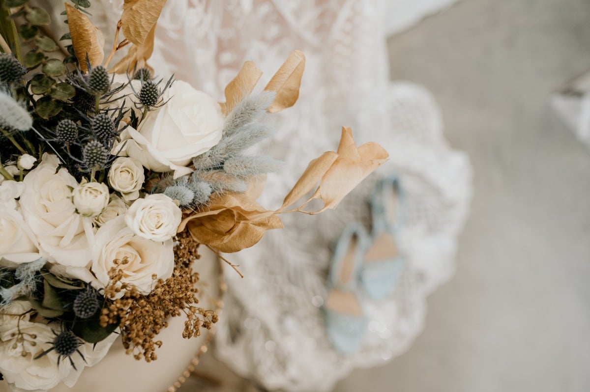 wedding bouquet with thistle