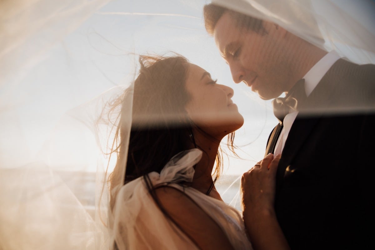 golden hour wedding photography