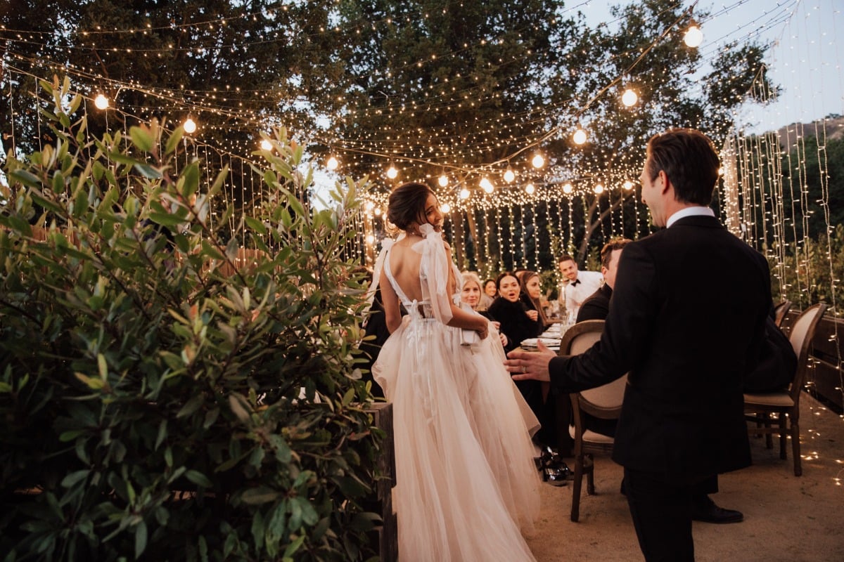 This Big Sur wedding featured jaw-dropping string light installations