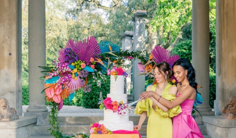 This colorful Tuscan elopement featured giant hand-crafted flowers