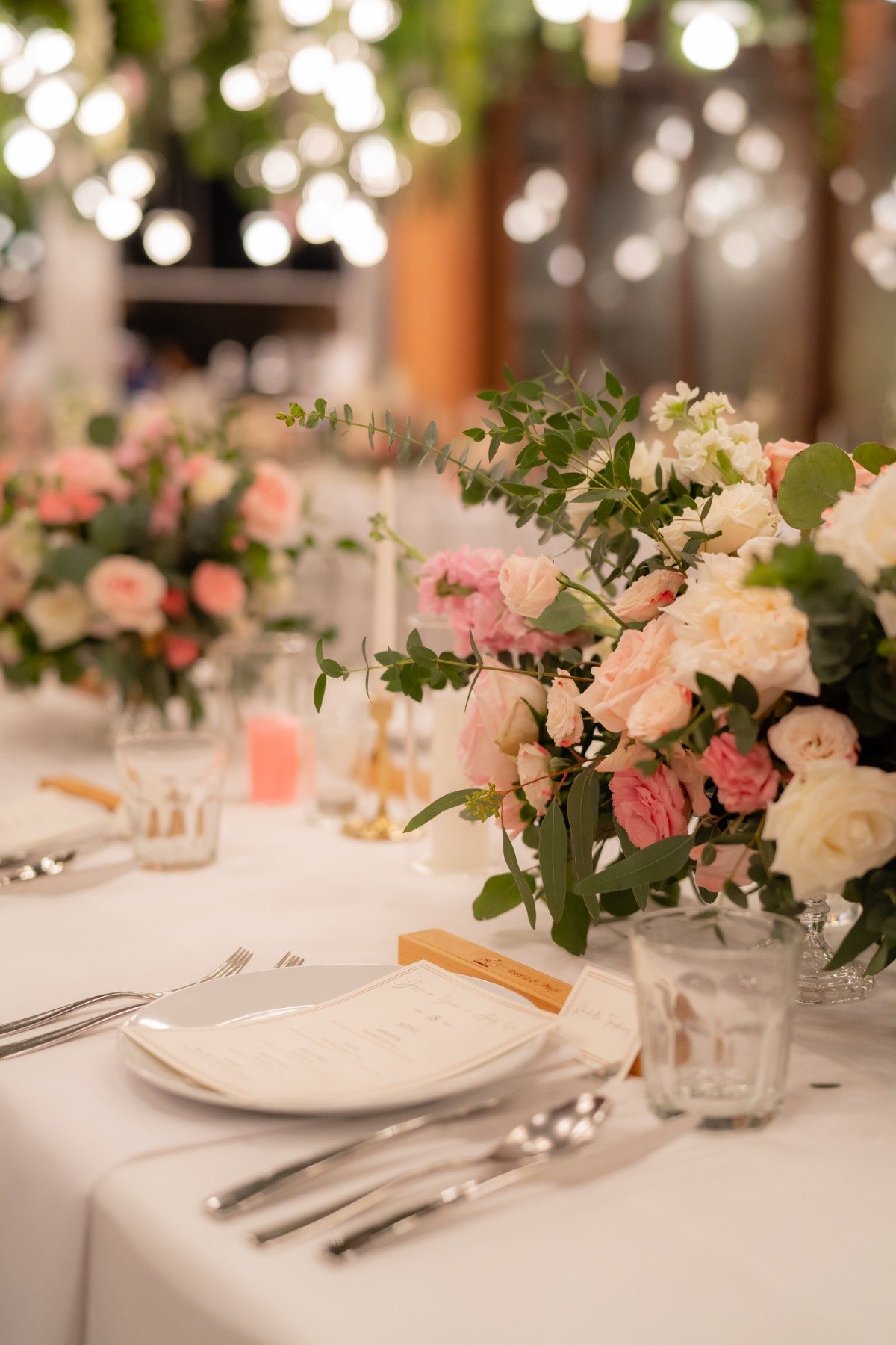 shades of pink wedding centerpieces