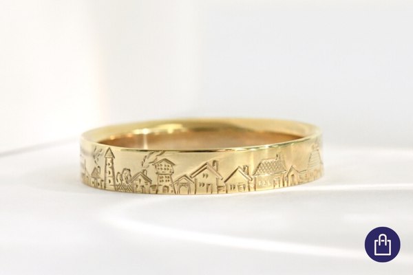 Wedding rings with engraved city