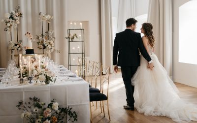 Modern Glam style – A wedding inspiration in the trend color Poudre