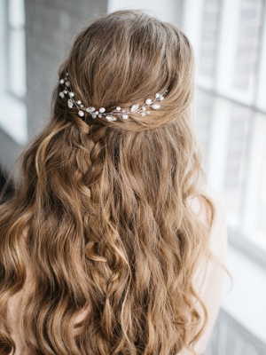 Bridal hairstyle open hair