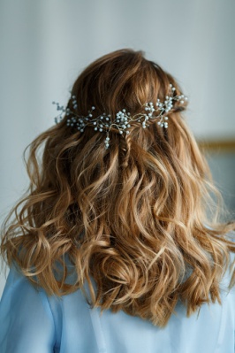 Bridal hairstyle open hair