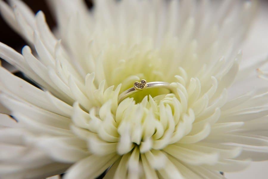 Enchanting modern engagement ring is a combination of Gold and white gold/platinum with a small heart of goldsmith Judith Lorenz (Skusa jewelry stories) from Munich