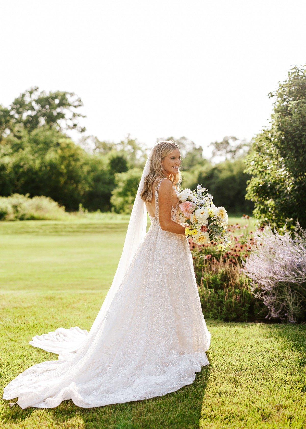 A Cape Cod inspired anniversary shoot in the couple’s own backyard