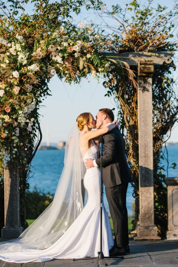 A Golden-Toned Autumn Wedding on the Coast with Lanterns Instead of Flowers