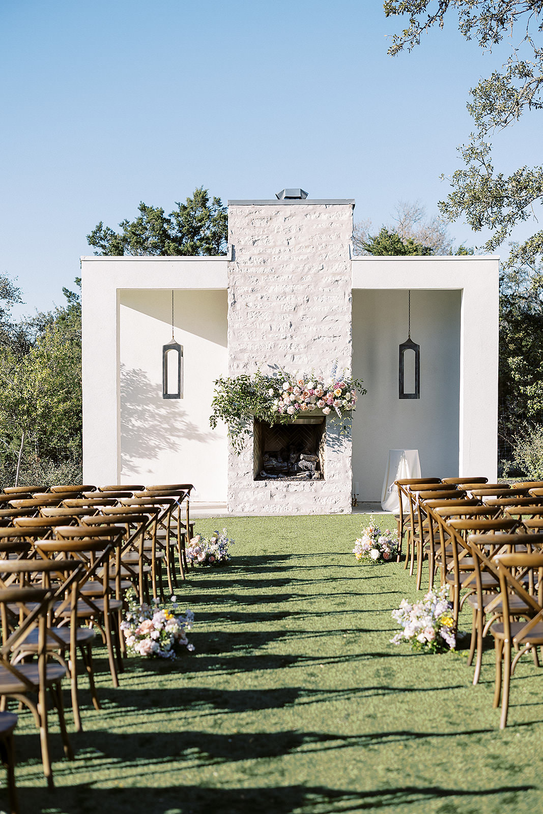 Chic Spring Wedding