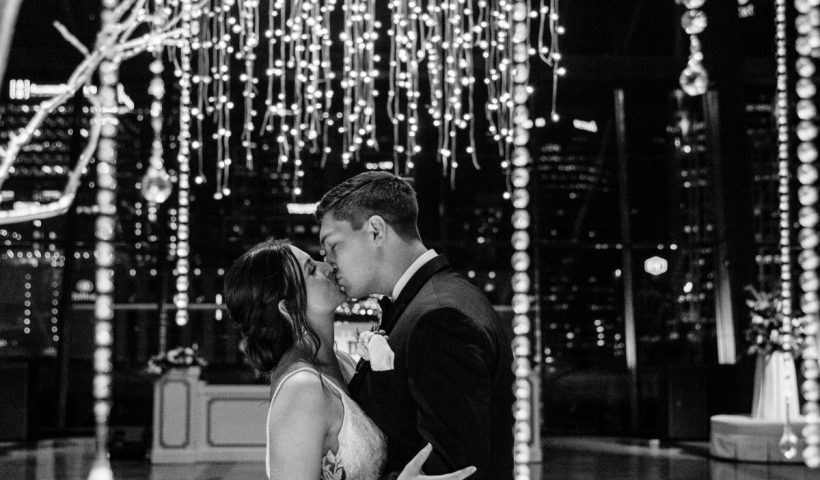 An enchanting winter wedding at the Country Music Hall of Fame