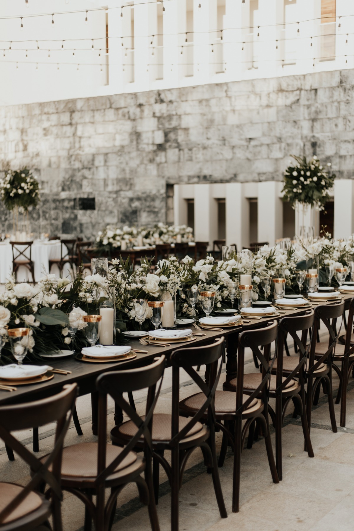 green white and gold centerpieces