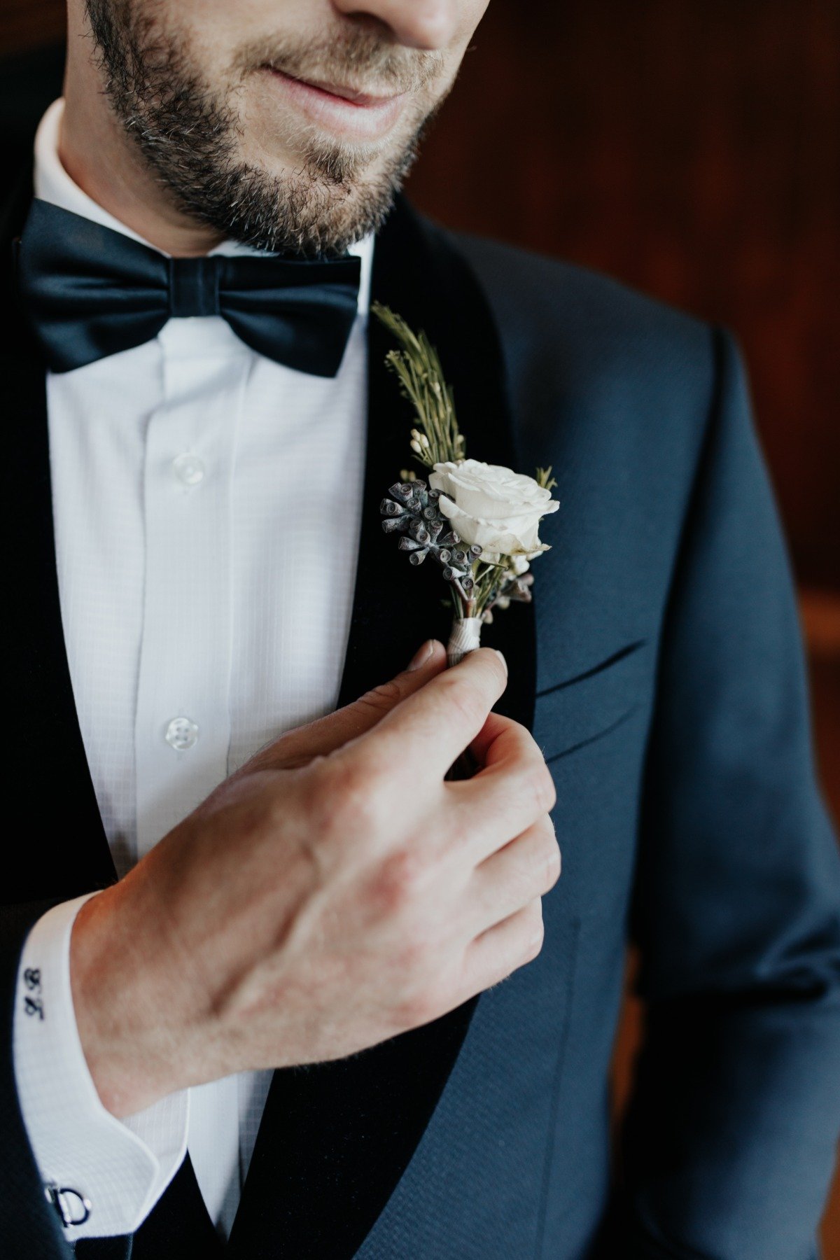 beachy boutonniere