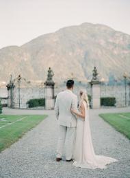 This Is a Moody Wedding Palette Done Right at Villa Sola Cabiati