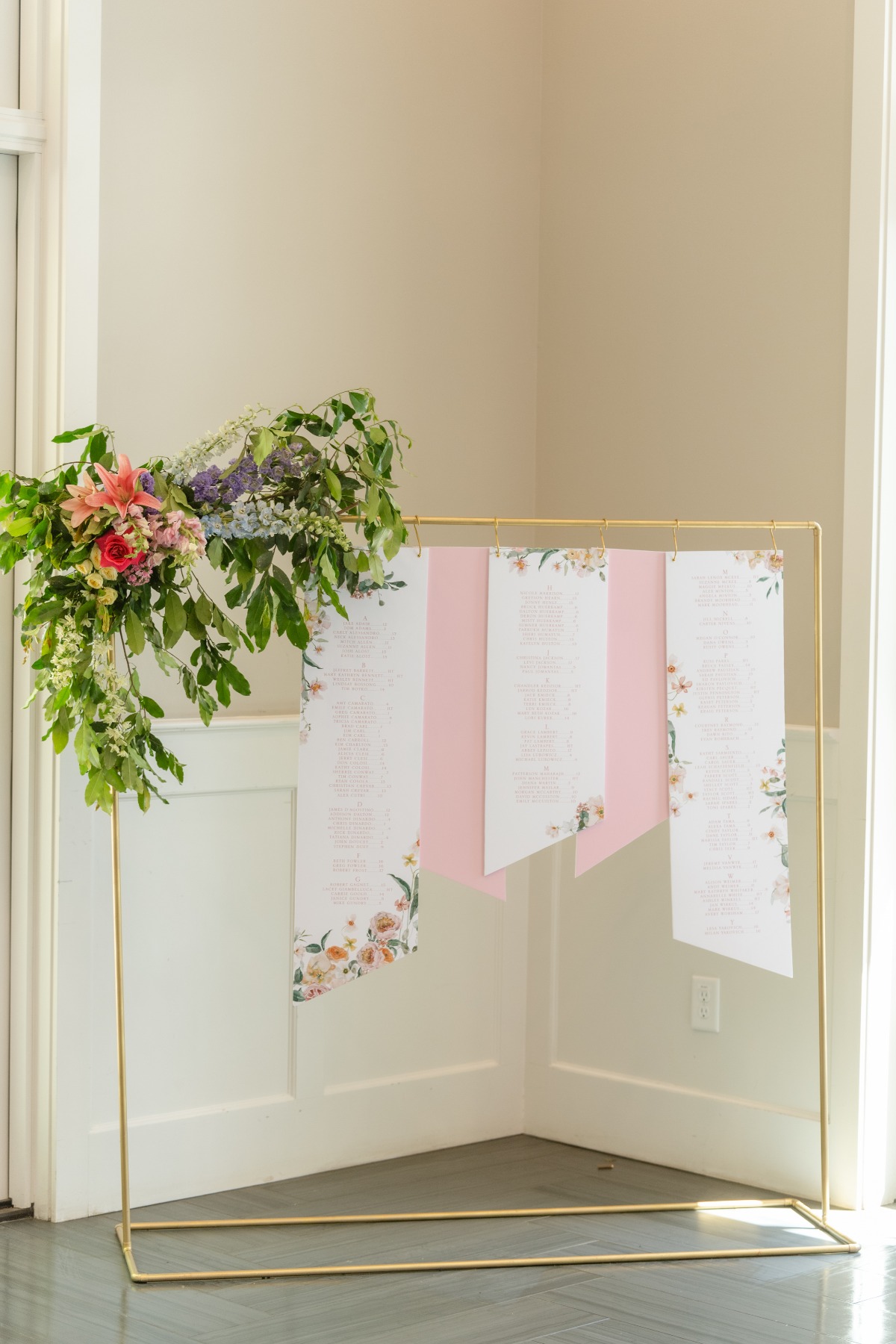 Modern pink and gold seating chart 