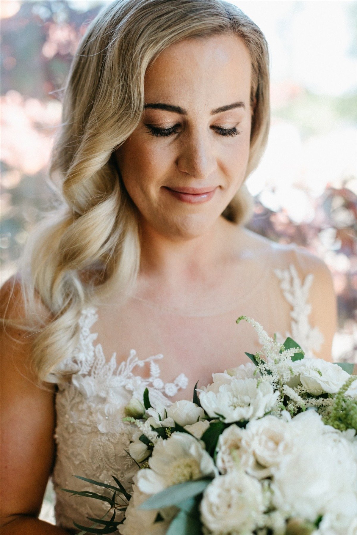 classic lace wedding dress