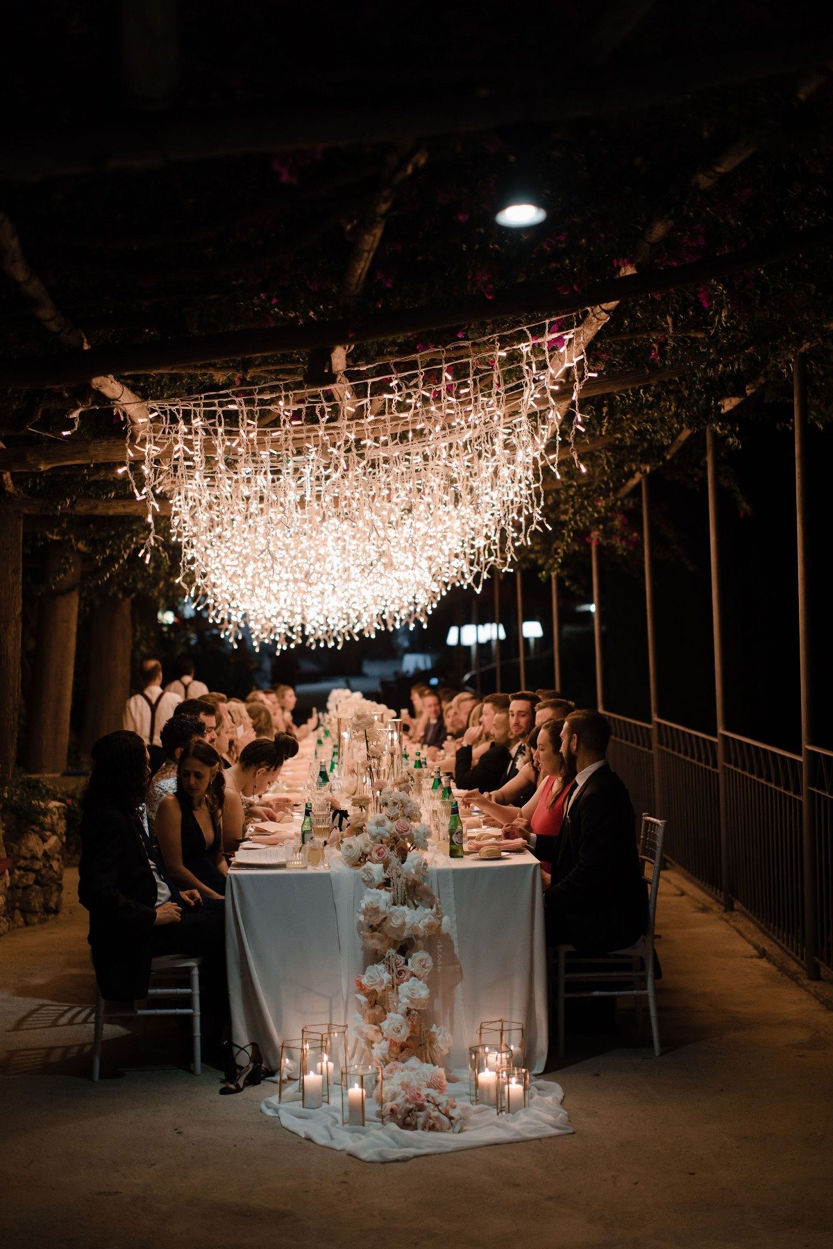 icicle string lights