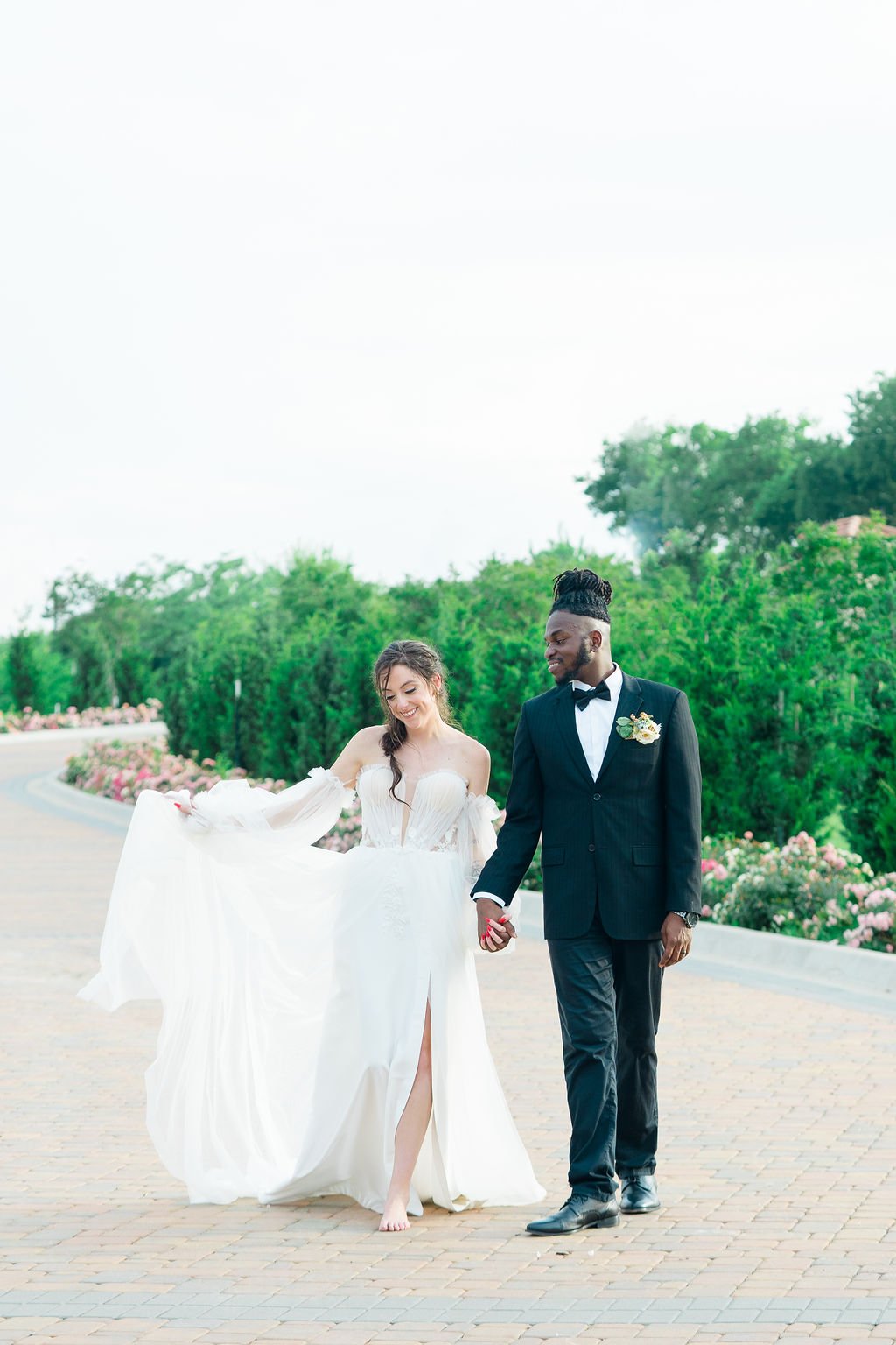 Romantic bride and groom fashion 